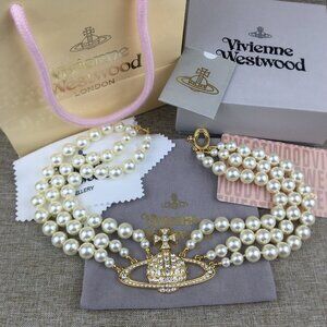 Vivienne Westwood Three Row Pearl Bas Relief Choker Gold